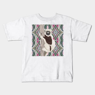 Sifika Lemur Portrait | Lemur Lover Gift Idea Kids T-Shirt